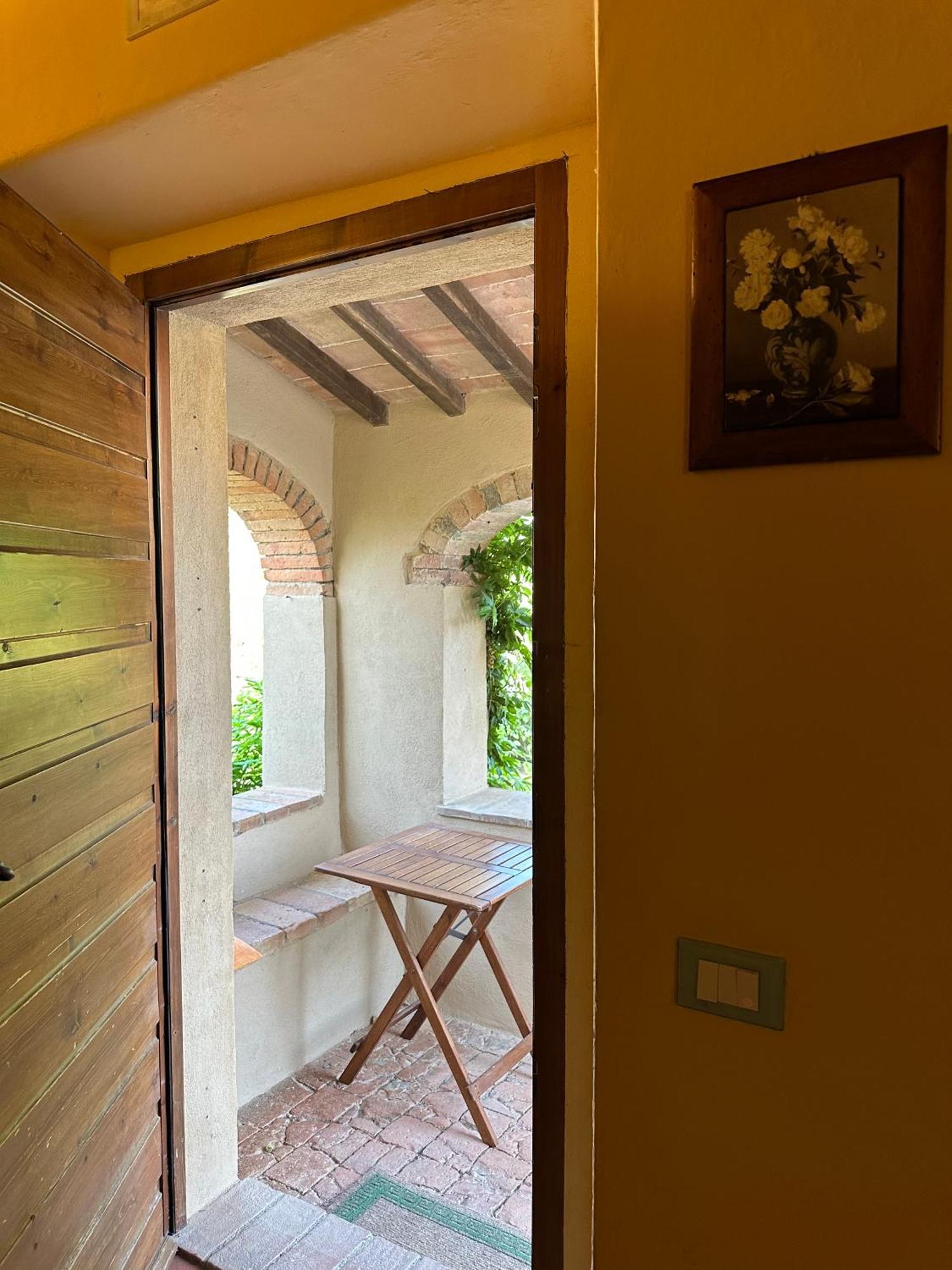 Borgo Tignano Apartment Casole d'Elsa Luaran gambar