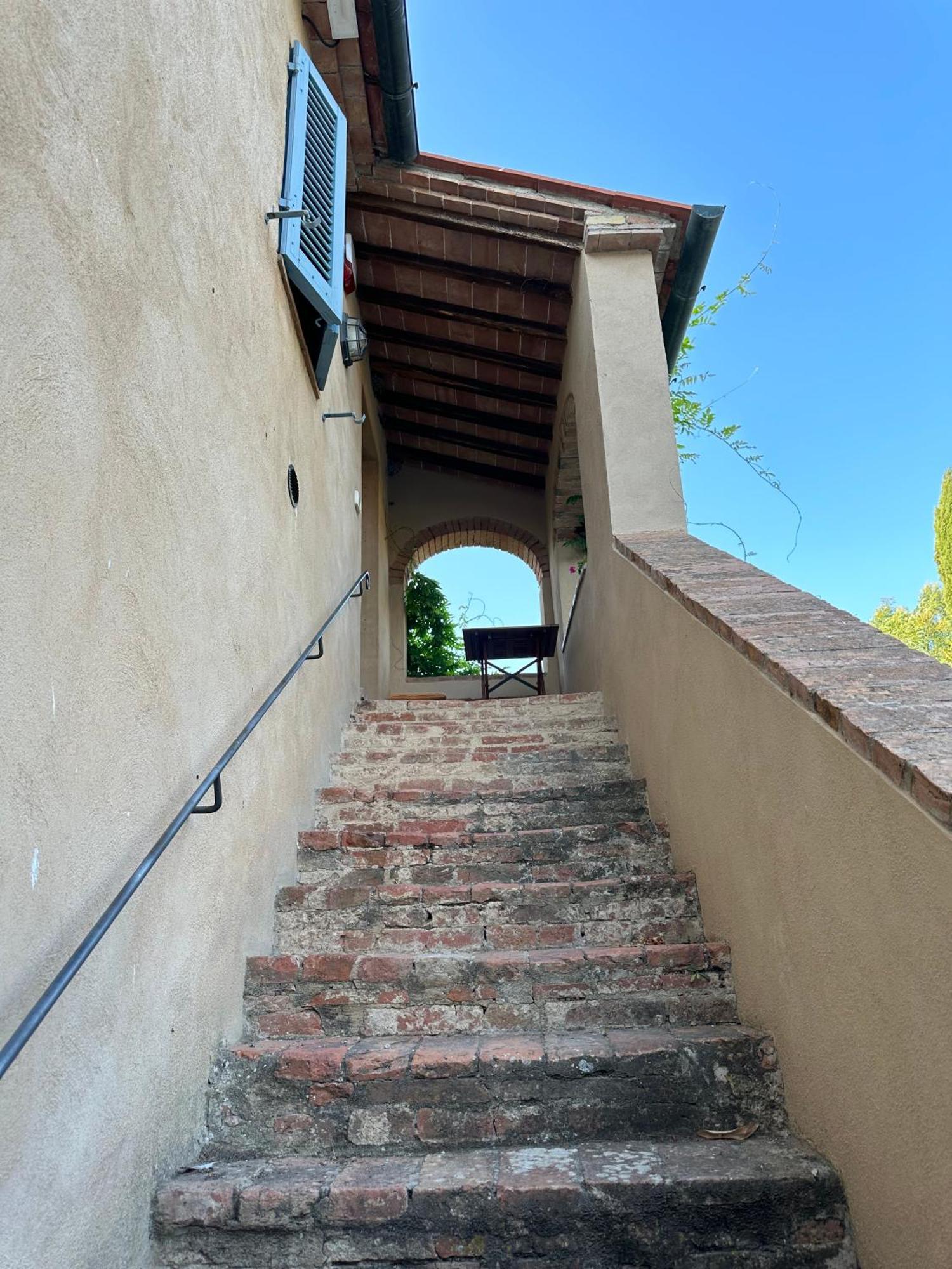Borgo Tignano Apartment Casole d'Elsa Luaran gambar