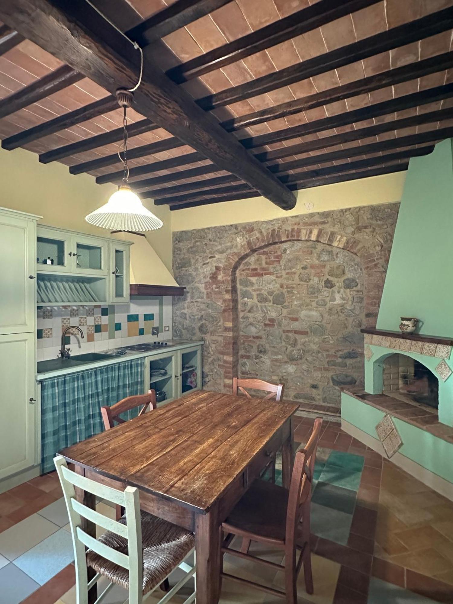 Borgo Tignano Apartment Casole d'Elsa Luaran gambar