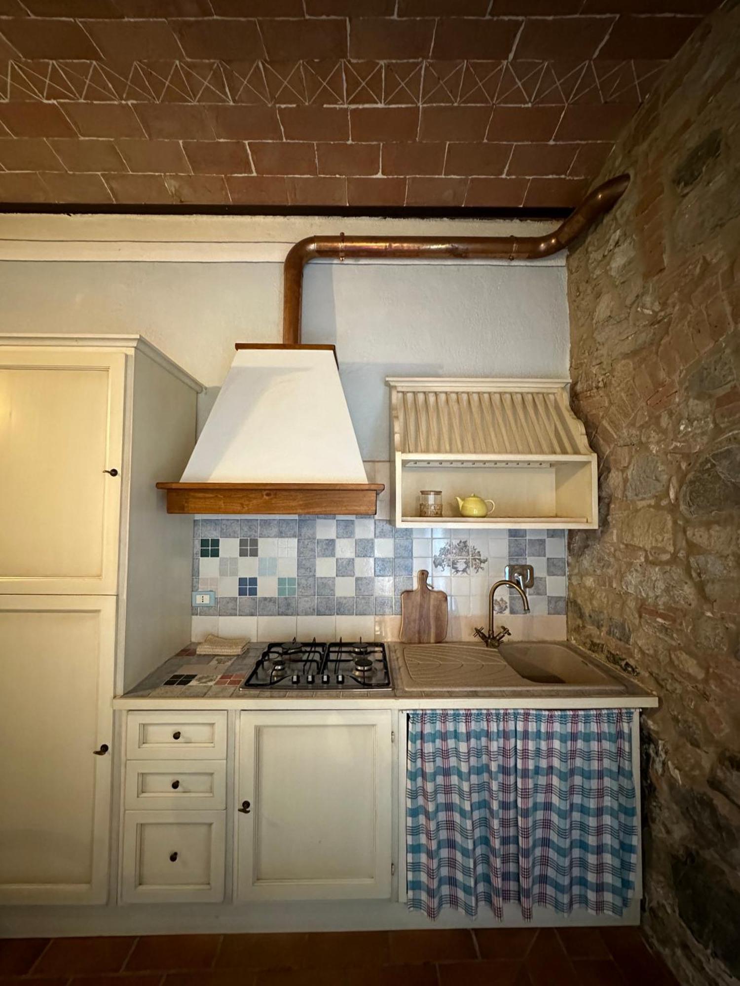 Borgo Tignano Apartment Casole d'Elsa Luaran gambar