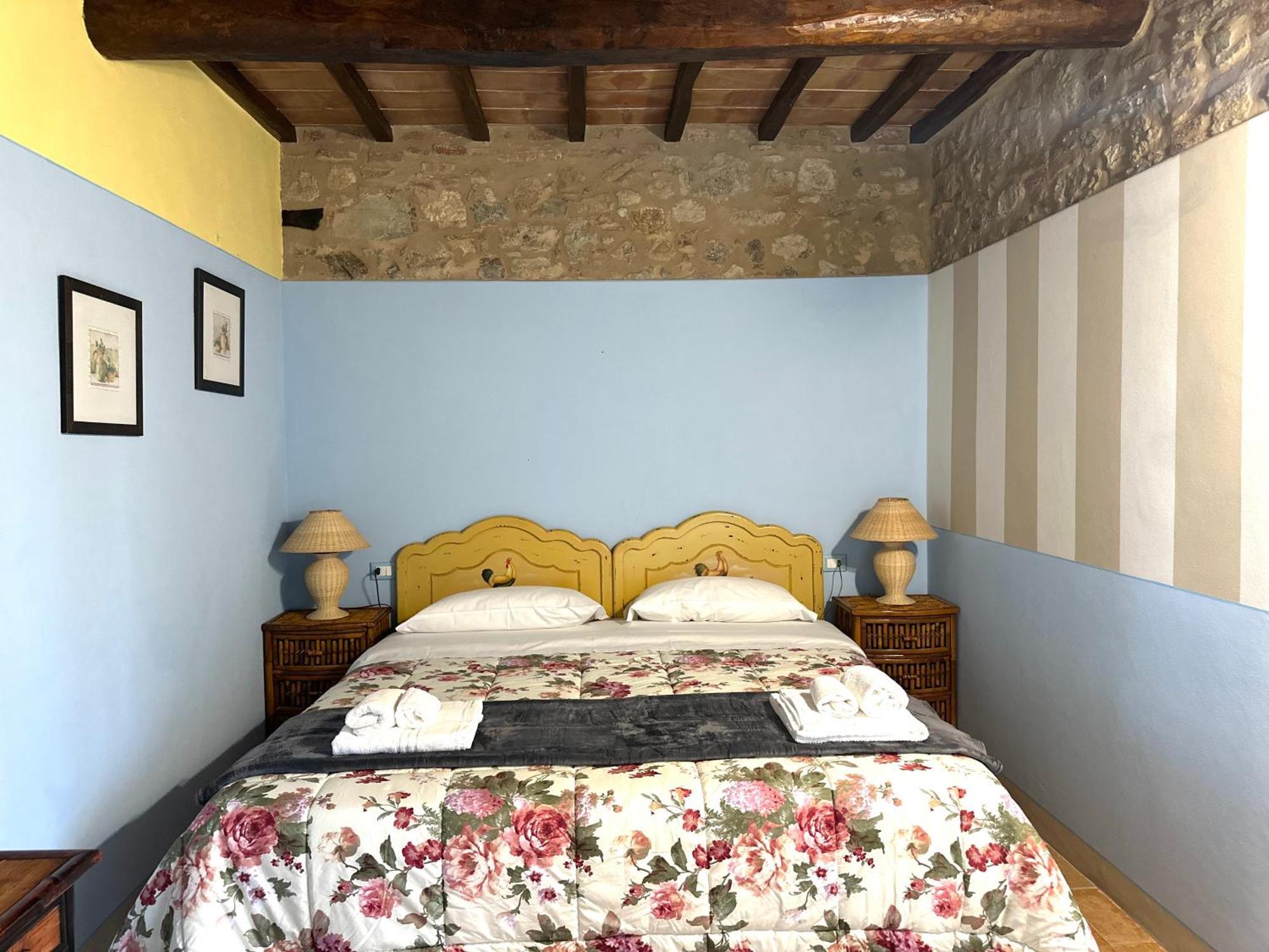 Borgo Tignano Apartment Casole d'Elsa Luaran gambar