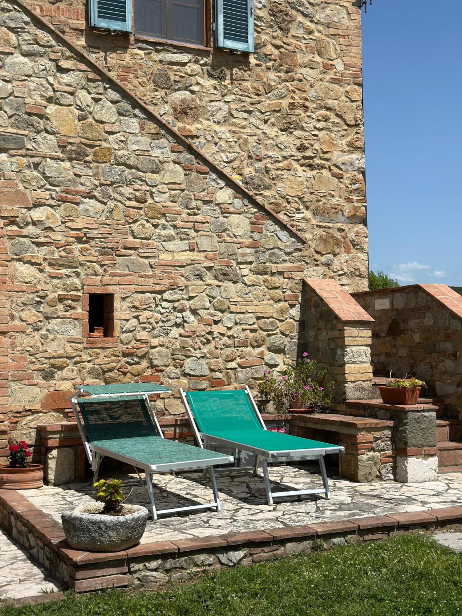 Borgo Tignano Apartment Casole d'Elsa Luaran gambar