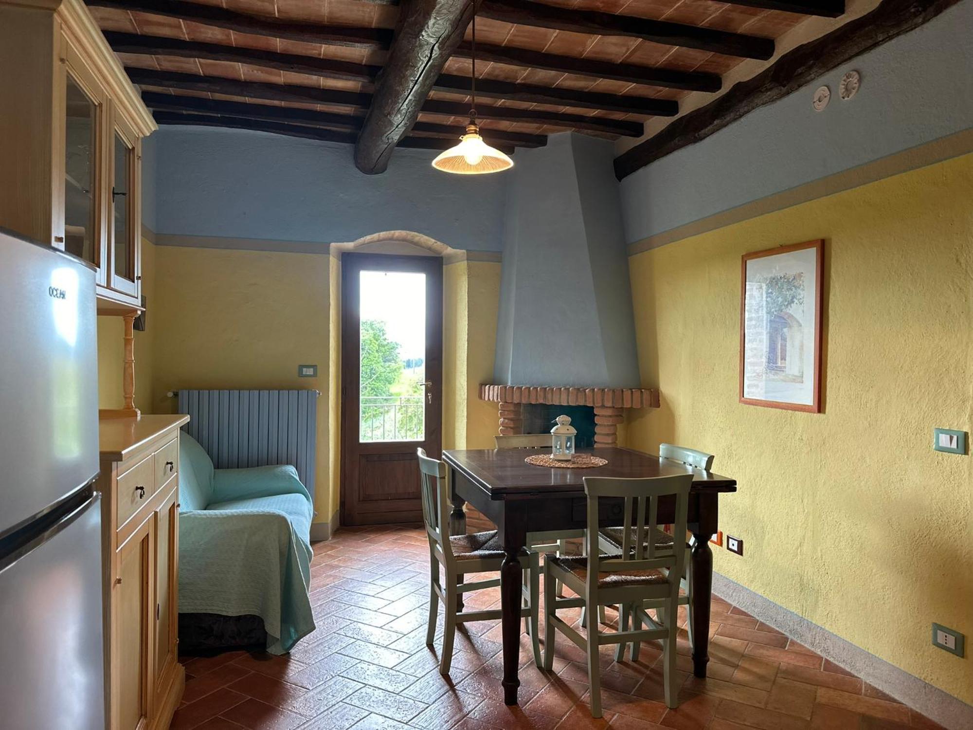 Borgo Tignano Apartment Casole d'Elsa Luaran gambar