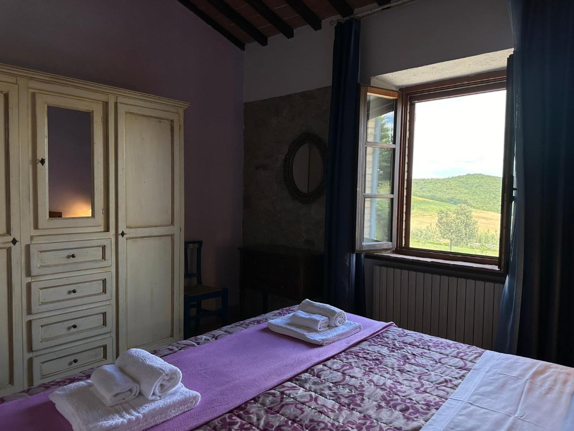 Borgo Tignano Apartment Casole d'Elsa Luaran gambar