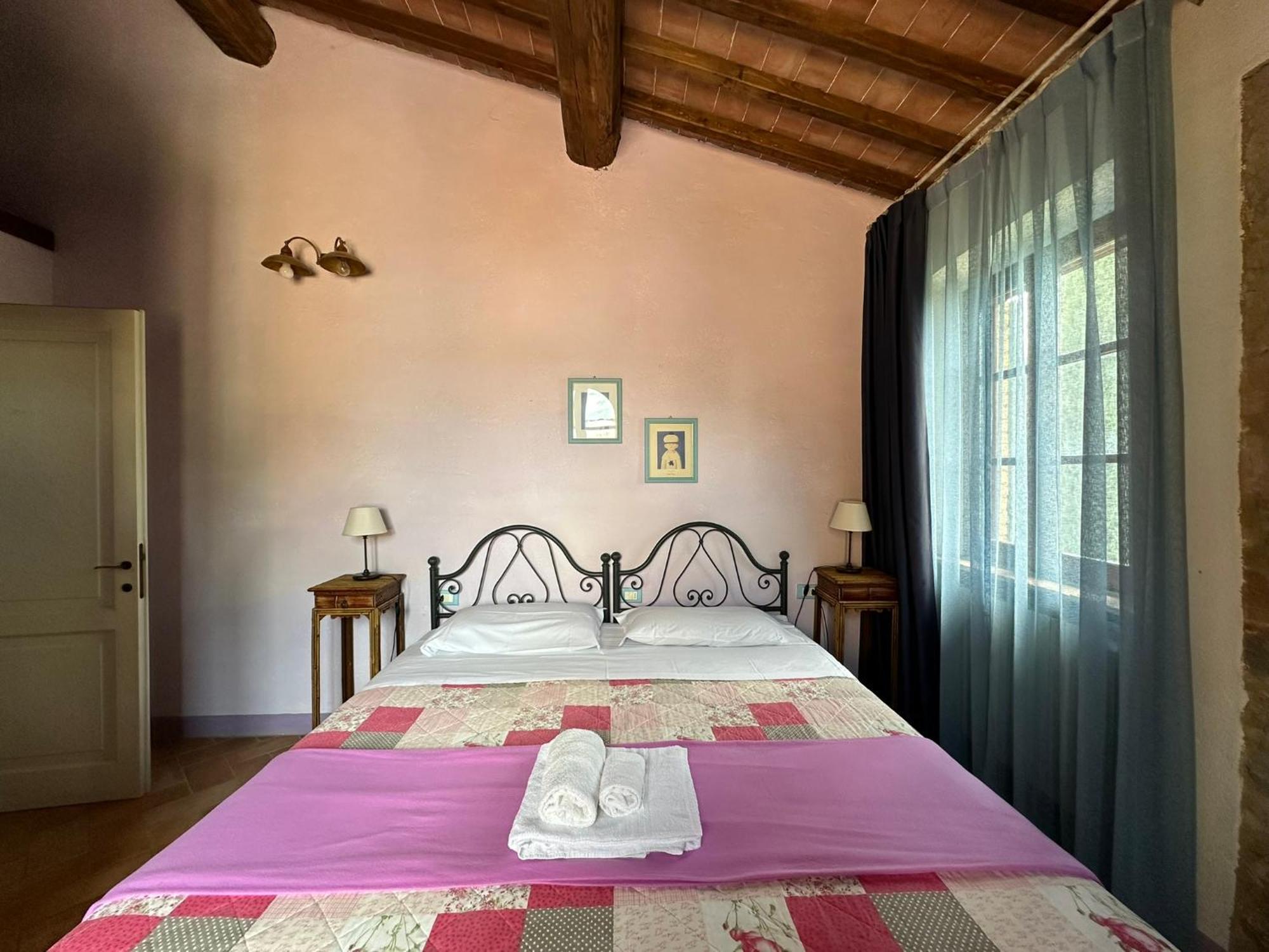 Borgo Tignano Apartment Casole d'Elsa Luaran gambar